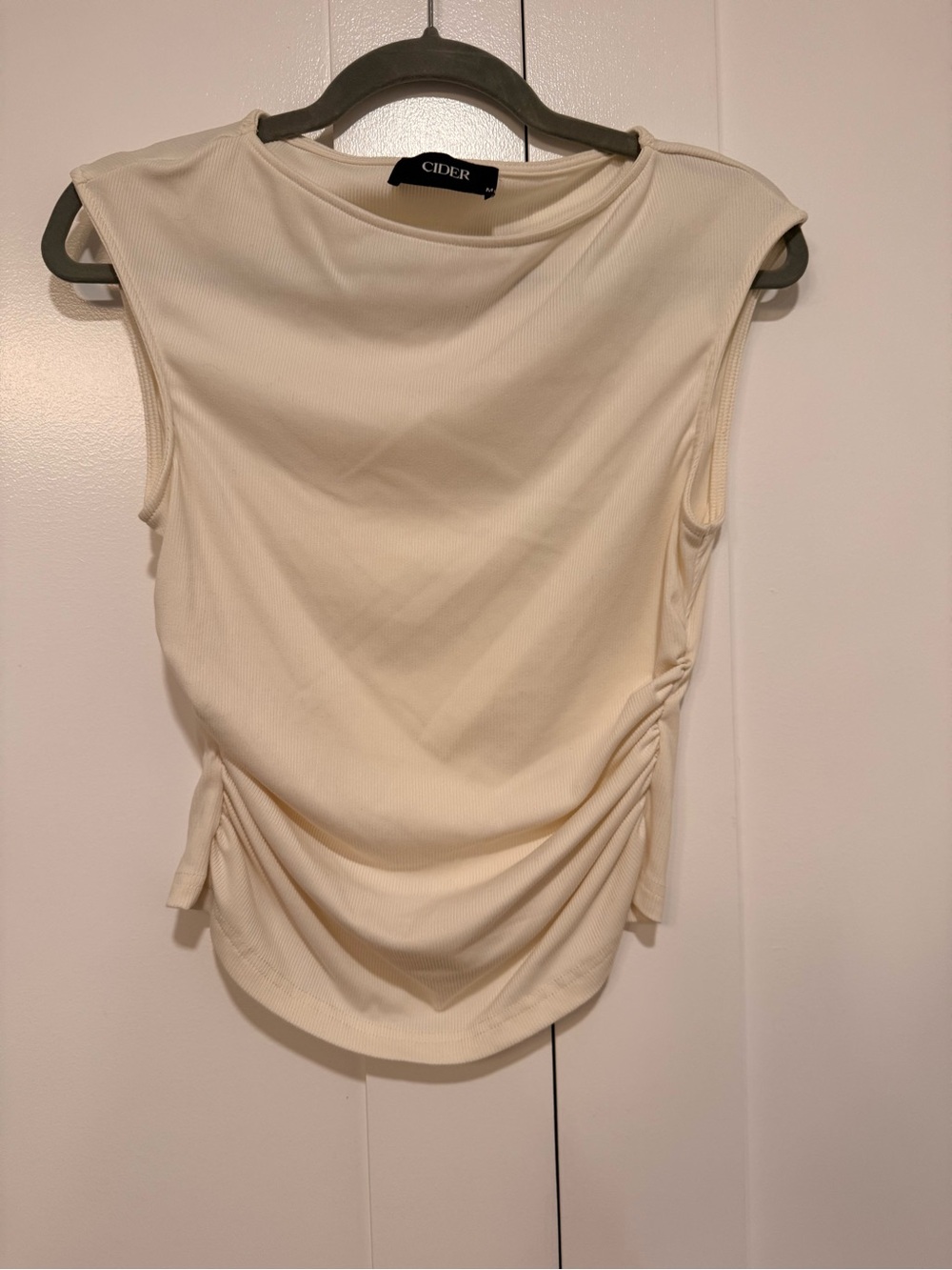 Cider Cream Side-Ruched Sleeveless Tank